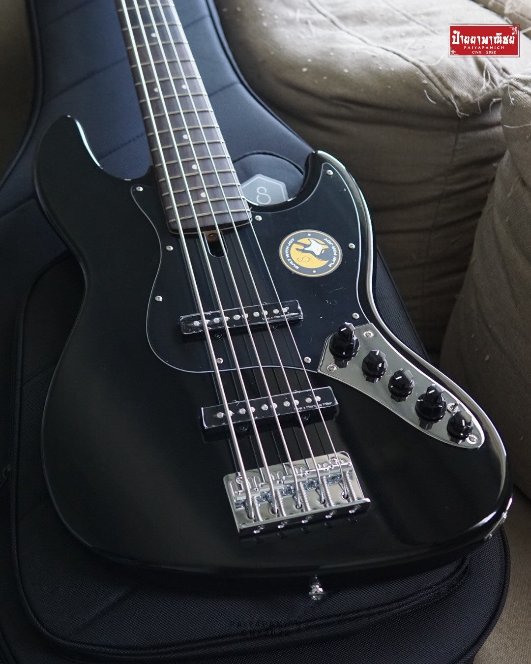 (NEW) Sire V3 Jazz Bass Black