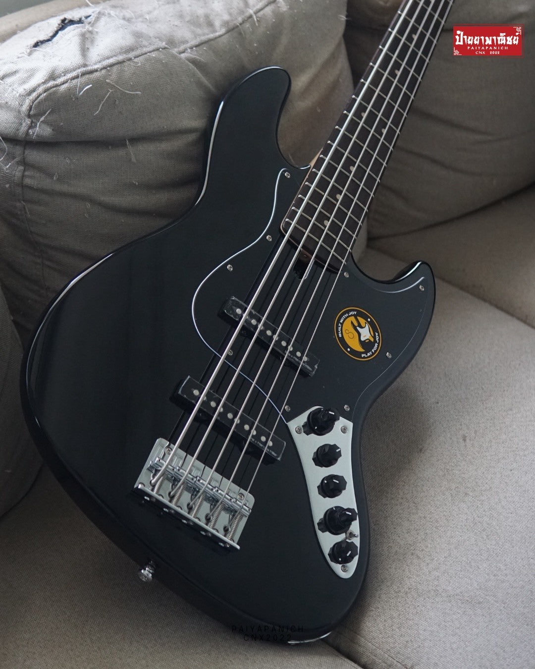 (NEW) Sire V3 Jazz Bass Black