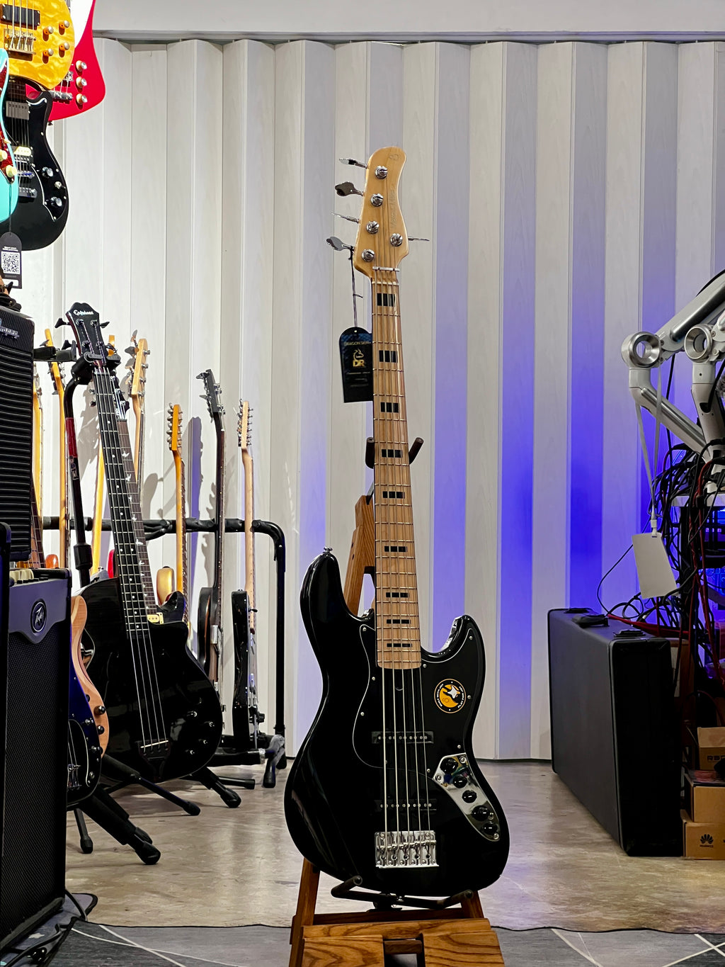 (New)Sire Marcus Miller V7 Vintage Alder 5-String Black