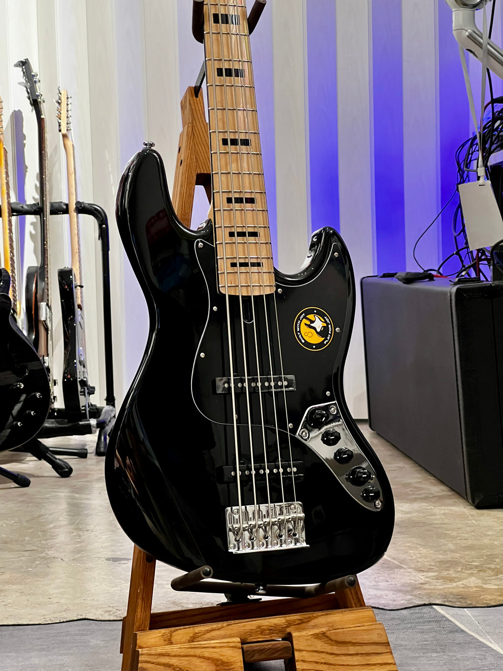 (New)Sire Marcus Miller V7 Vintage Alder 5-String Black