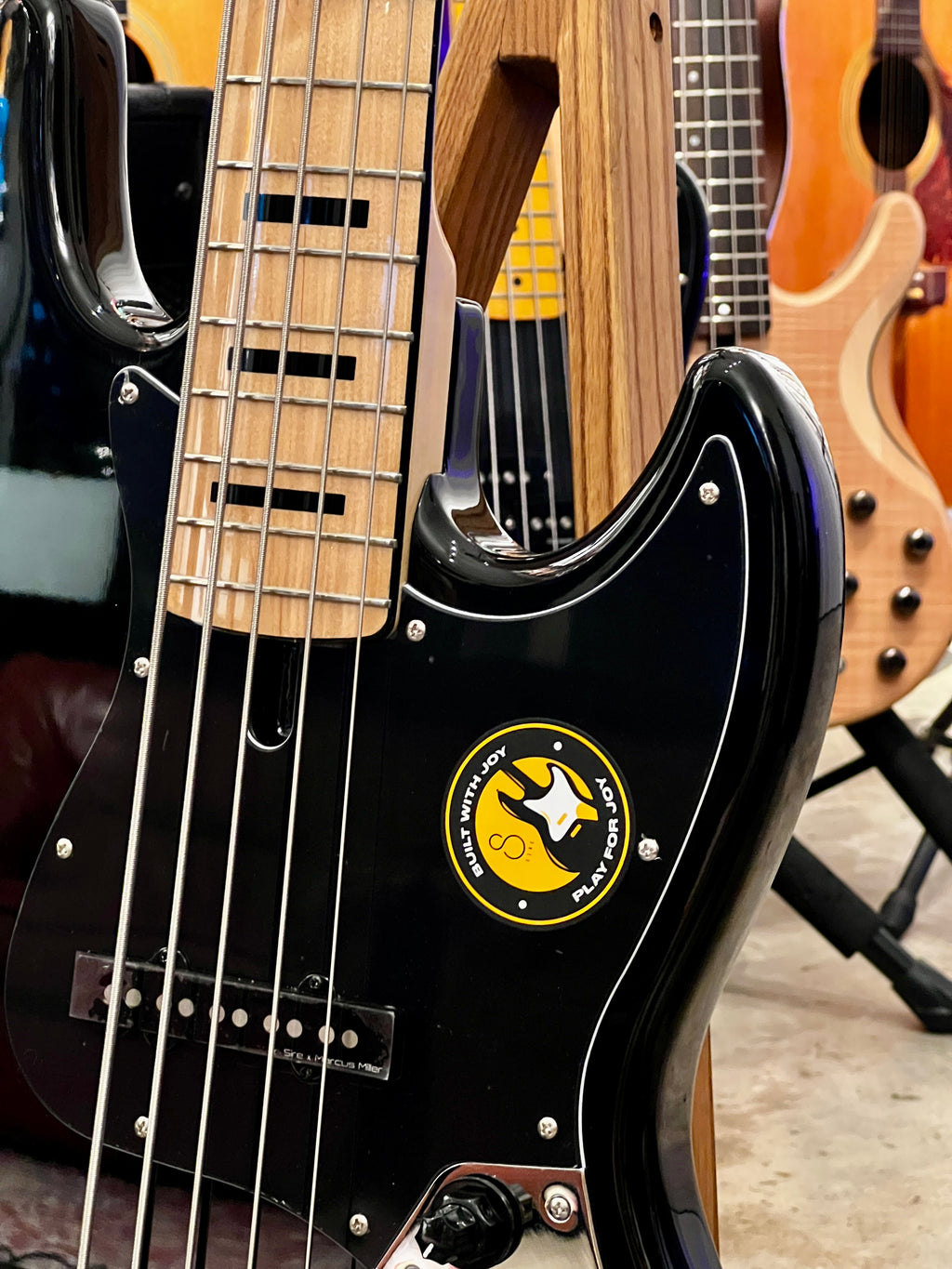 (New)Sire Marcus Miller V7 Vintage Alder 5-String Black