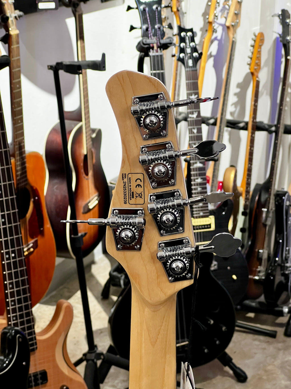 (New)Sire Marcus Miller V7 Vintage Alder 5-String Black