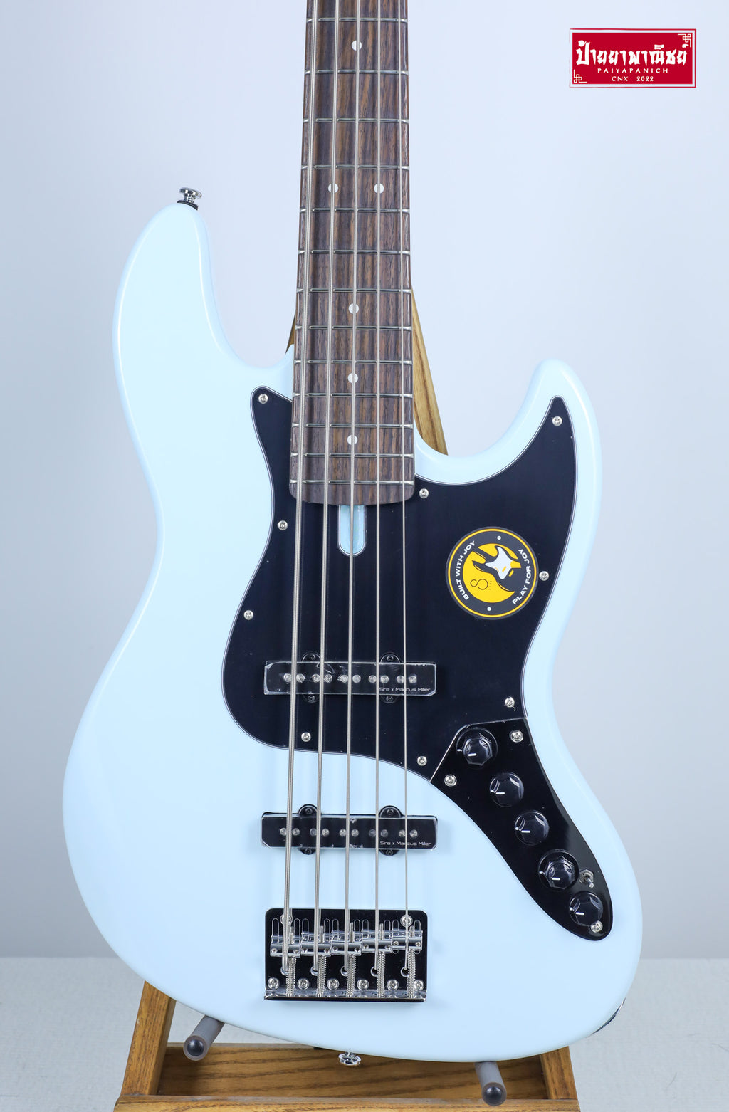 (NEW) Sire Marcus Miller V3 5-String Sonic Blue