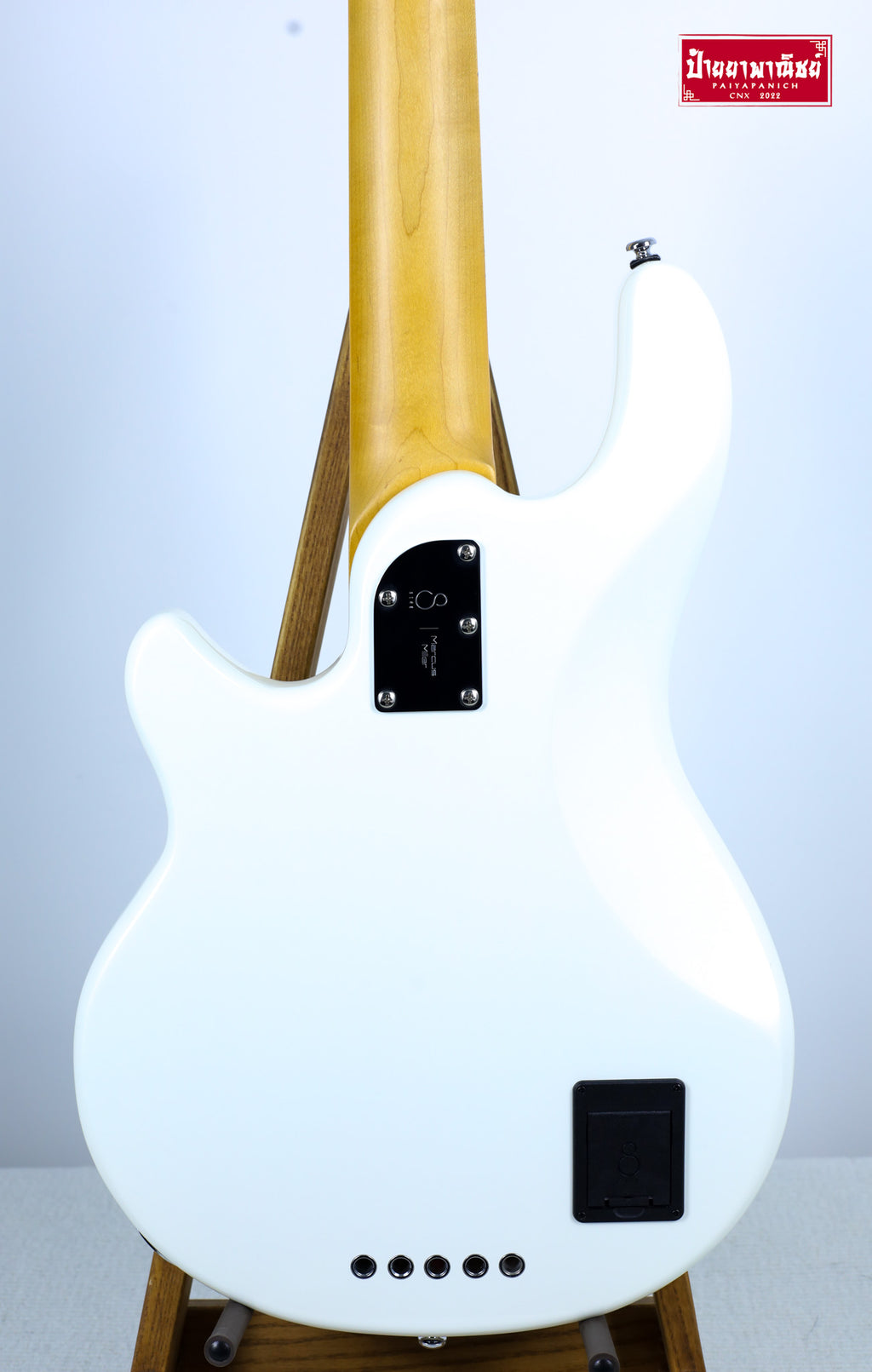 (NEW) Sire Marcus Miller Z3 5-String Antique White