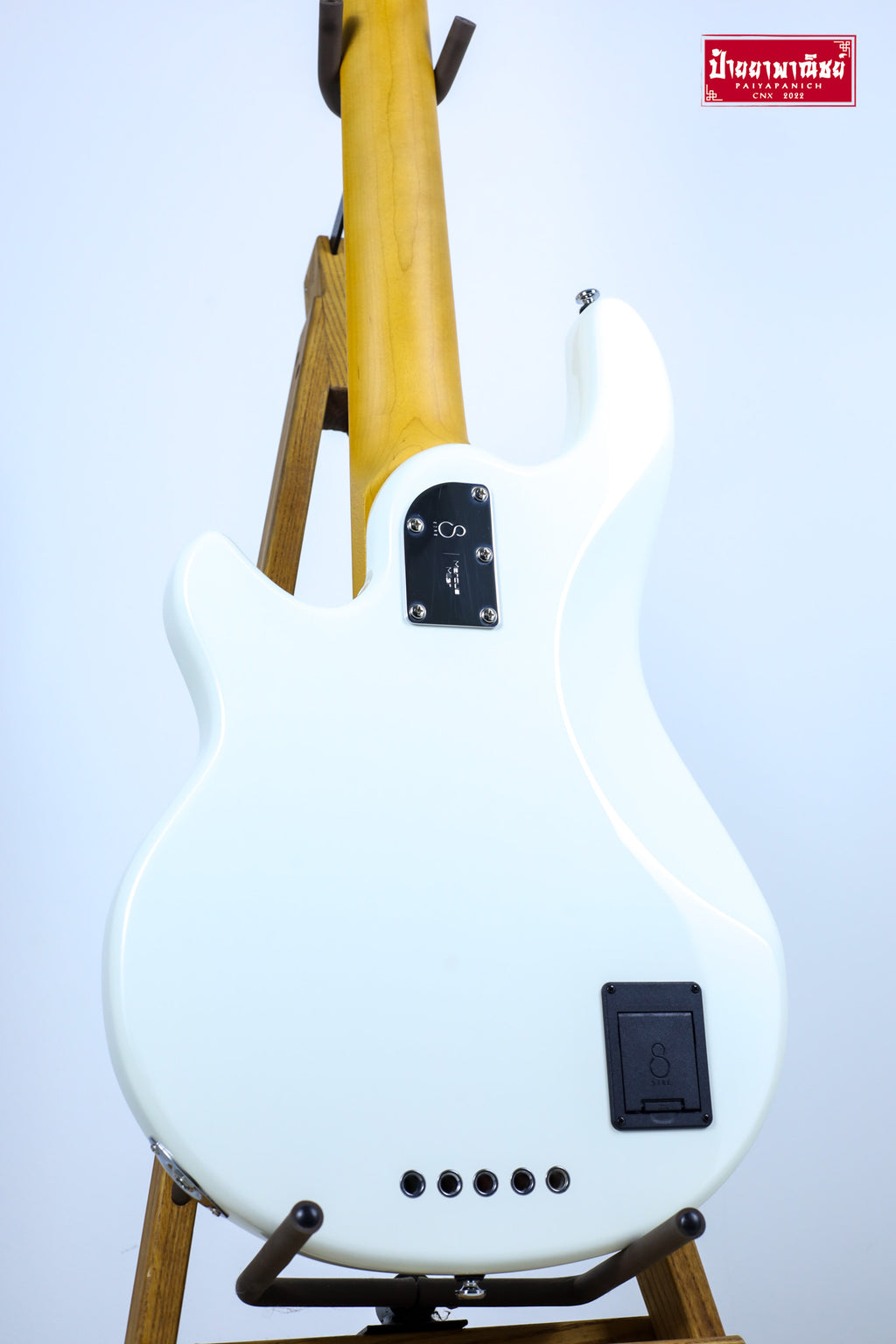 (NEW) Sire Marcus Miller Z3 5-String Antique White