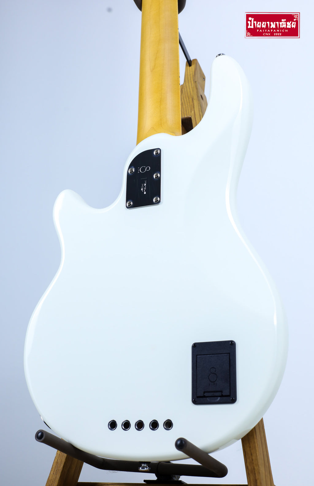 (NEW) Sire Marcus Miller Z3 5-String Antique White