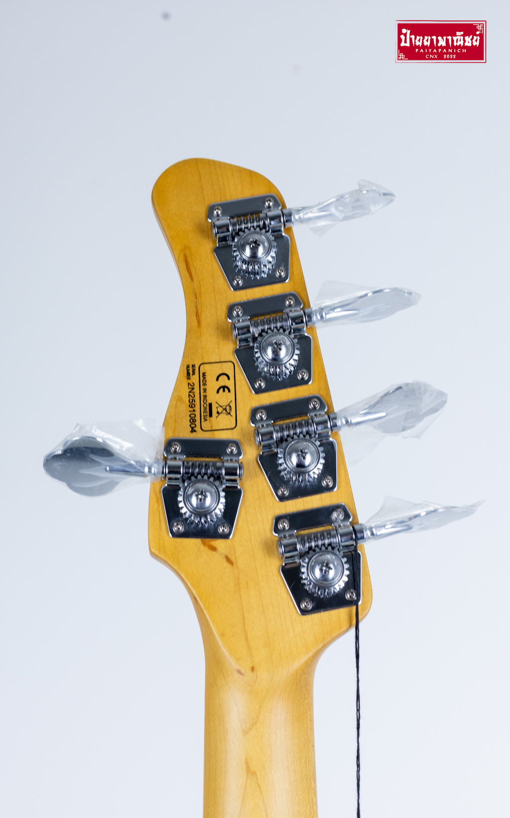 (NEW) Sire Marcus Miller Z3 5-String Antique White