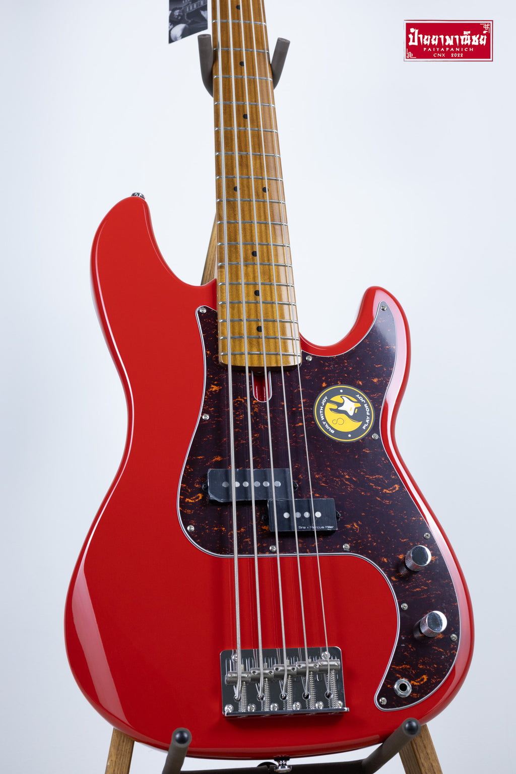(NEW) Sire Marcus Miller P5 5-String Dakota Red