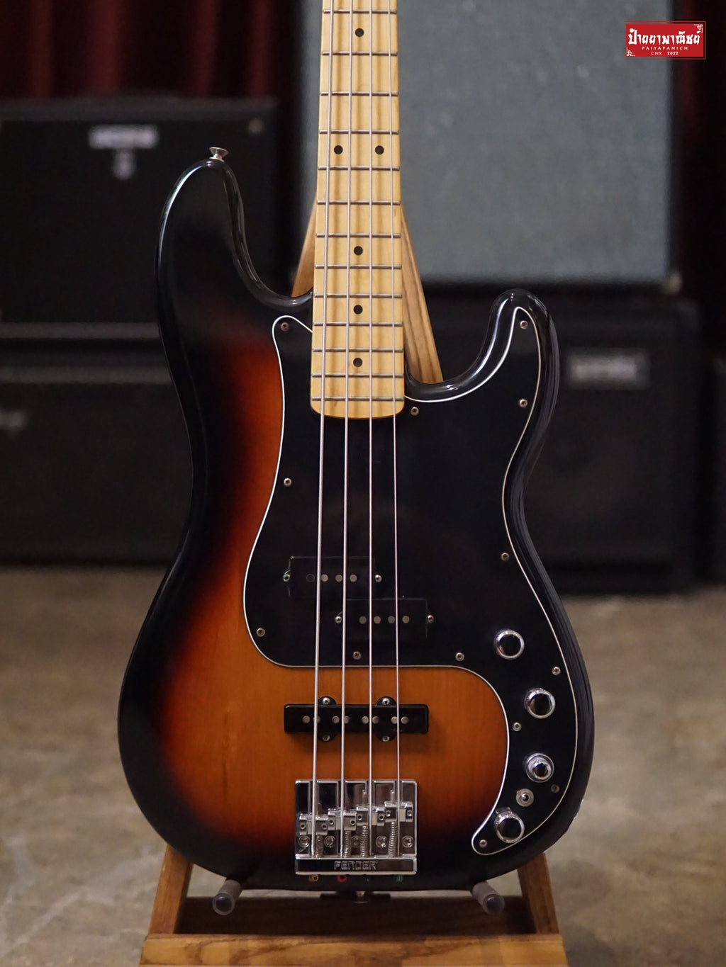 (USED) Fender Deluxe Active Jazz Bass MIM