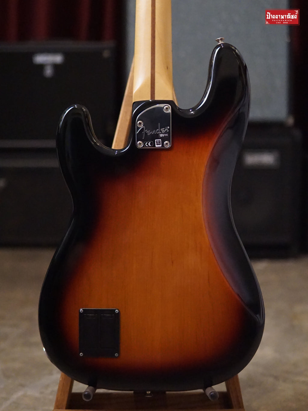 (USED) Fender Deluxe Active Jazz Bass MIM