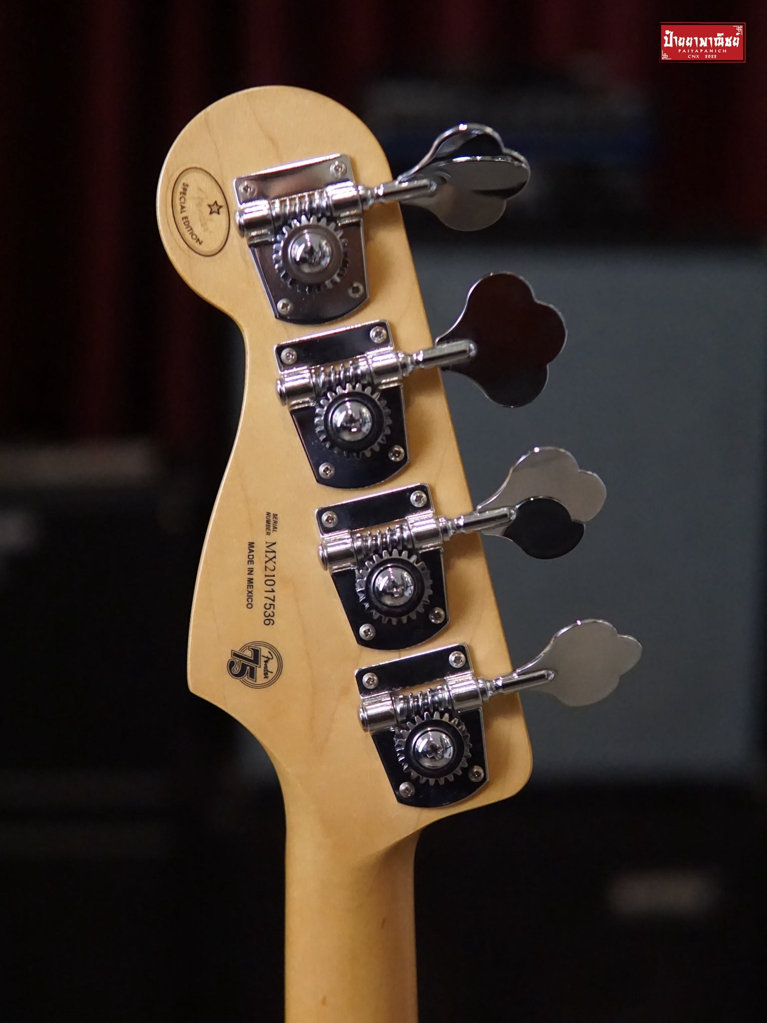 (USED) Fender Deluxe Active Jazz Bass MIM