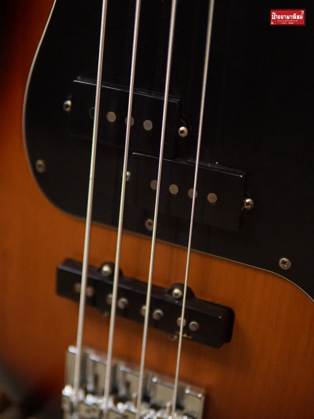 (USED) Fender Deluxe Active Jazz Bass MIM