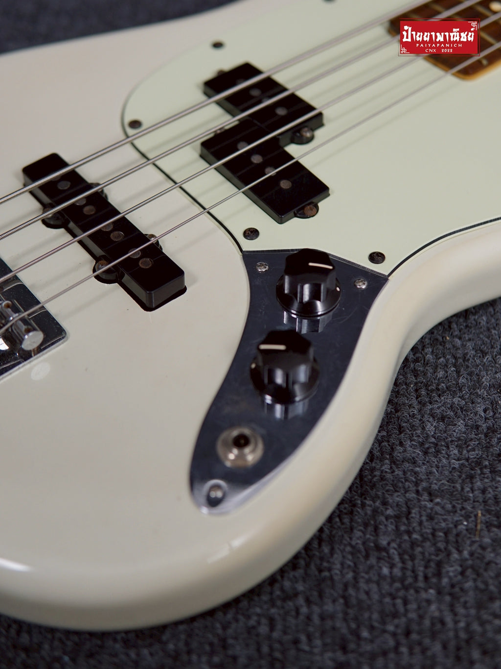 (USED) Fender Player Mustang® Bass PJ Olympic White