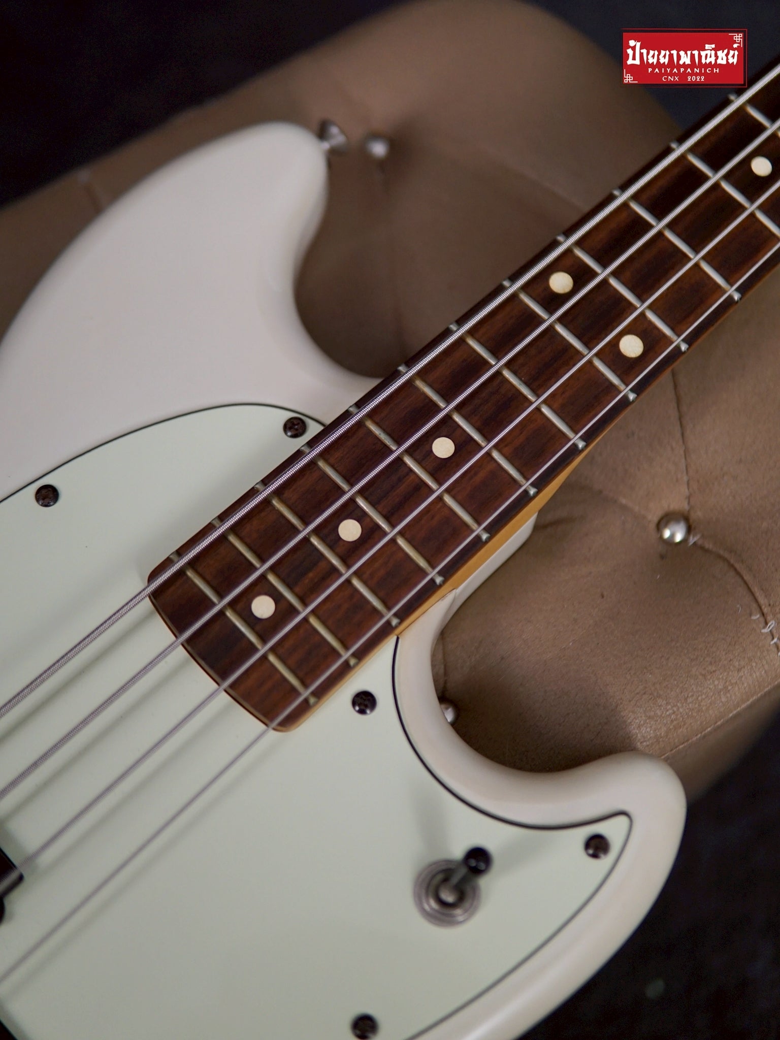 (USED) Fender Player Mustang® Bass PJ Olympic White