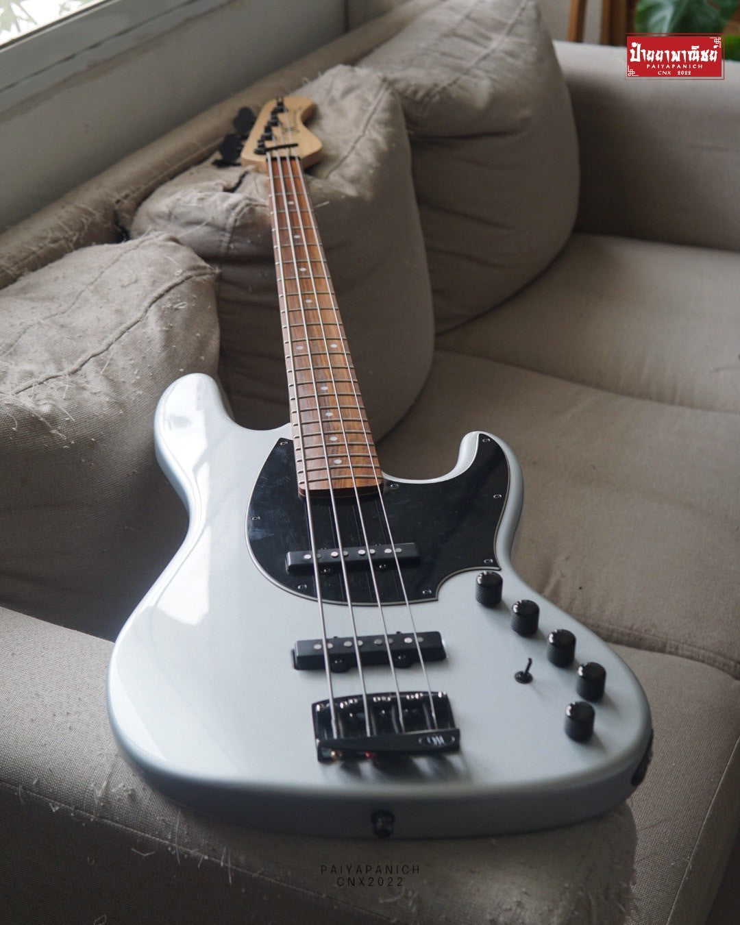 (USED) Mayones Jabba 442 Metallic Silver Grey