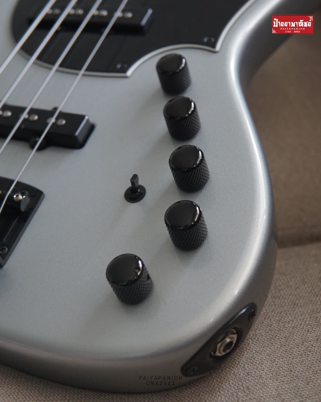 (USED) Mayones Jabba 442 Metallic Silver Grey