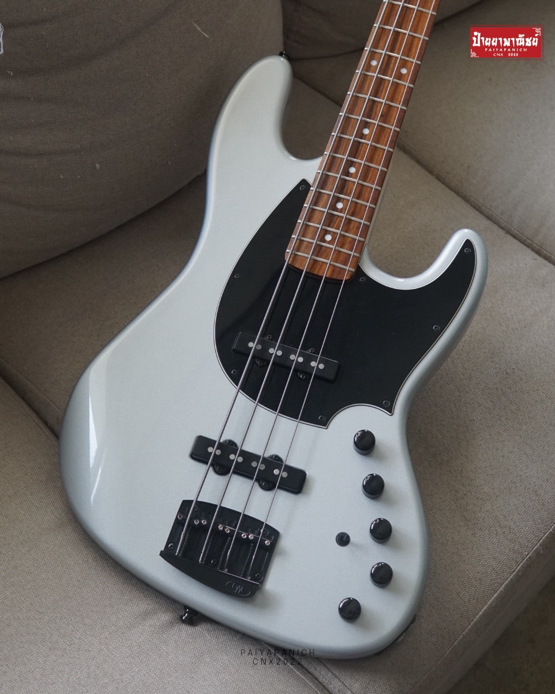(USED) Mayones Jabba 442 Metallic Silver Grey