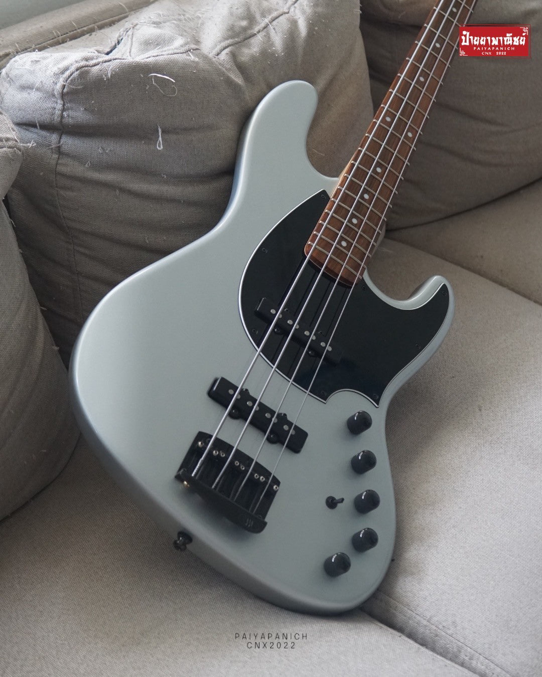 (USED) Mayones Jabba 442 Metallic Silver Grey