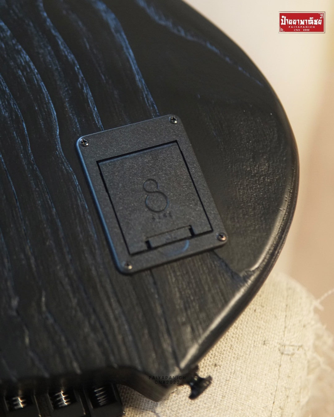 (Used) Sire Marcus Miller M6 6-String Headless Black