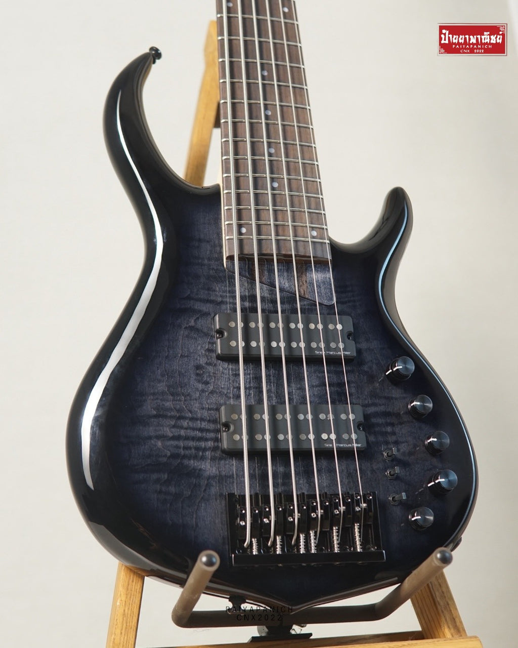 (NEW) Sire Marcus Miller M7 6-String Transparent Black