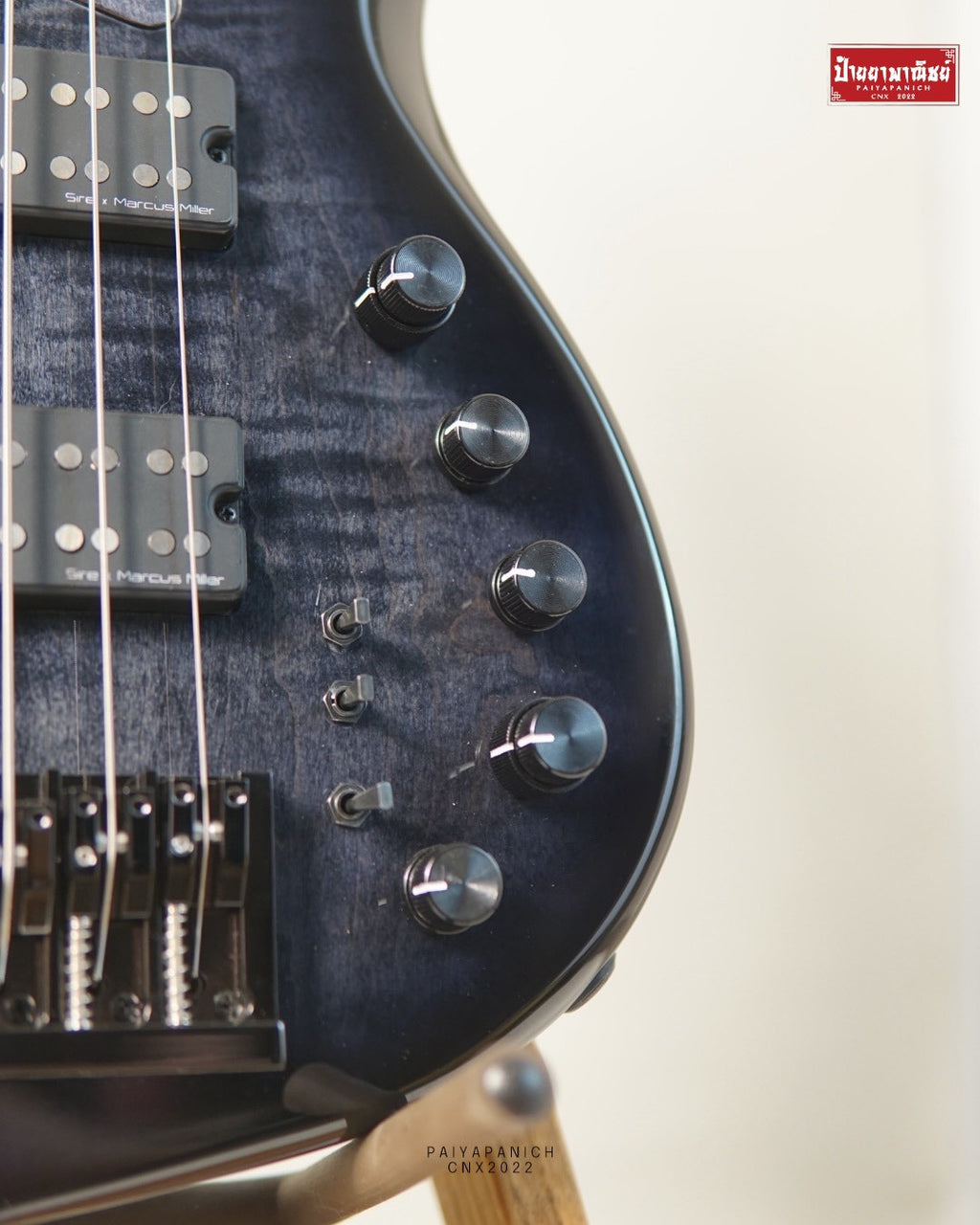 (NEW) Sire Marcus Miller M7 6-String Transparent Black
