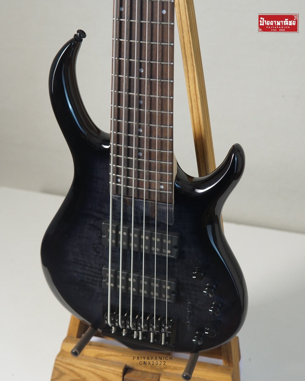 (NEW) Sire Marcus Miller M7 6-String Transparent Black