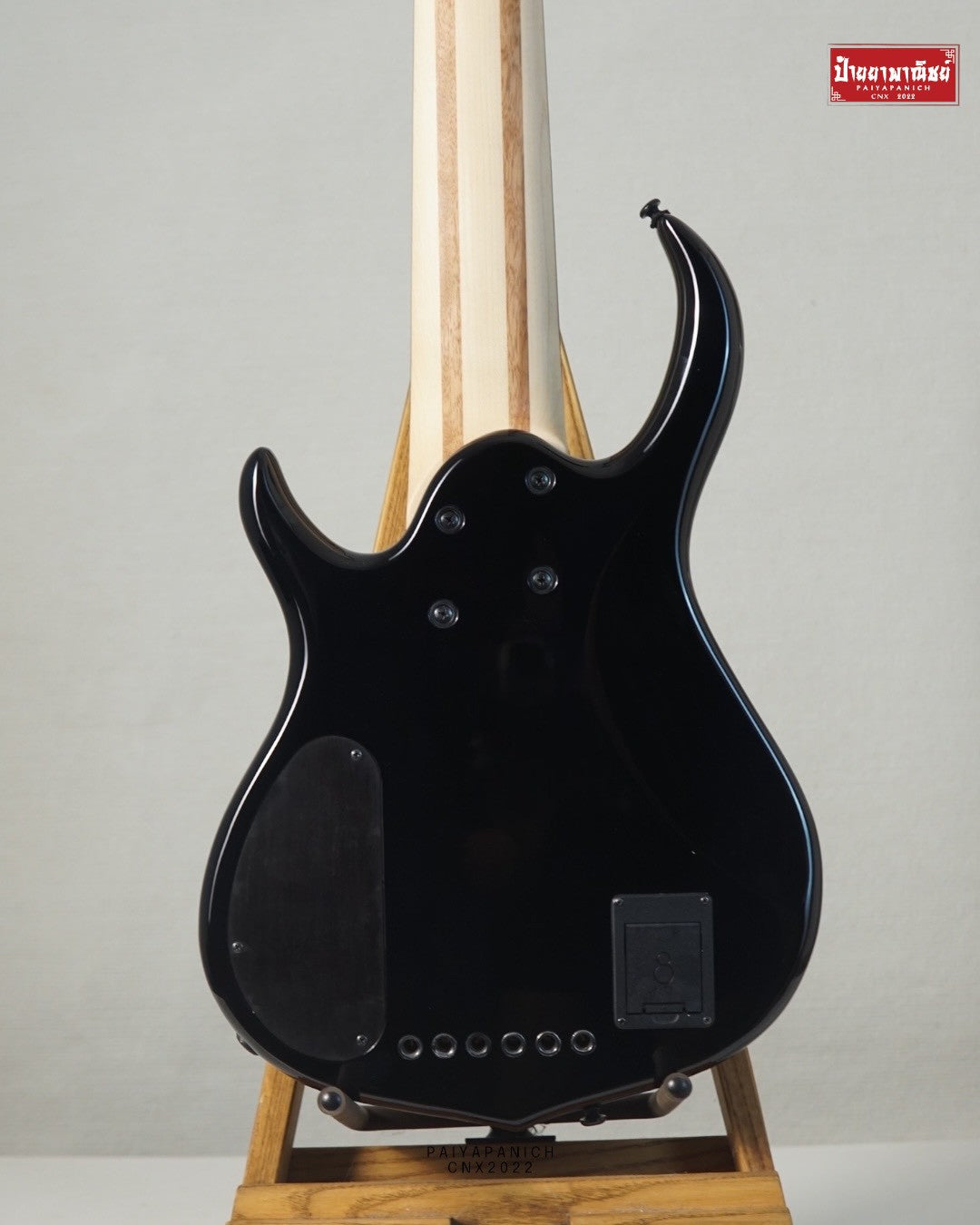 (NEW) Sire Marcus Miller M7 6-String Transparent Black