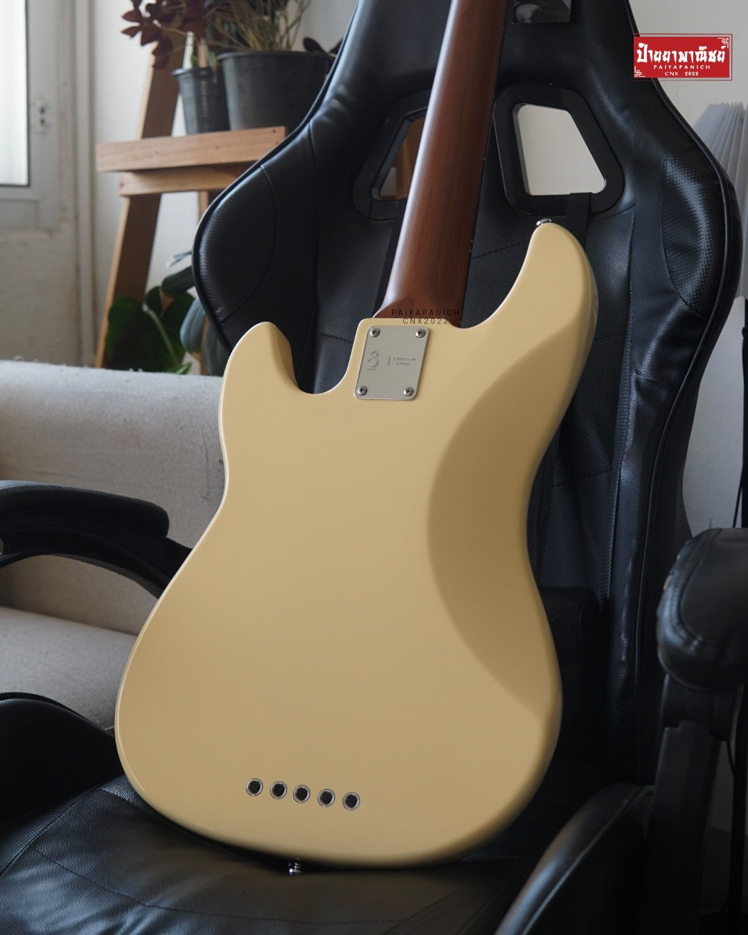 (New) Sire Marcus Miller P5R 5-String Vintage White