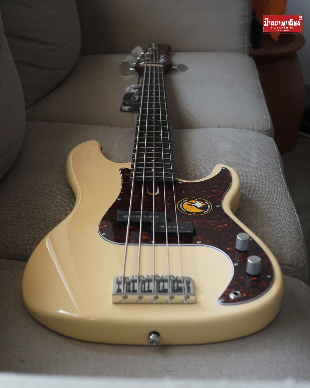 (New) Sire Marcus Miller P5R 5-String Vintage White