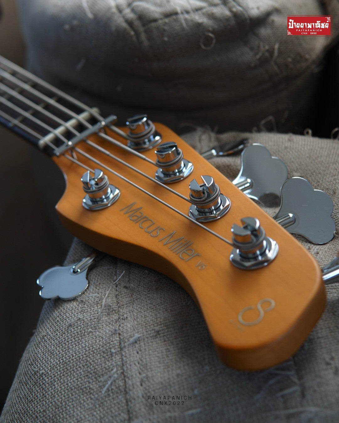 (NEW) Sire Marcus Miller V6 5-String Candy Apple Red