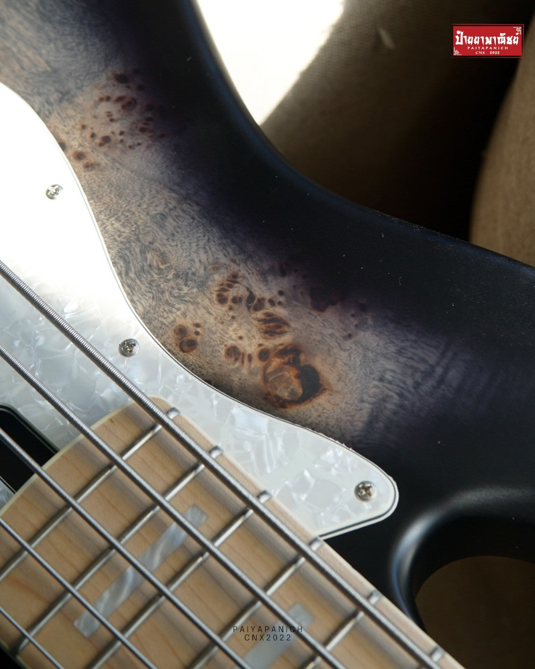 (NEW) Sire Marcus Miller V7 Ash Reissue 5 String Transparent Black Satin