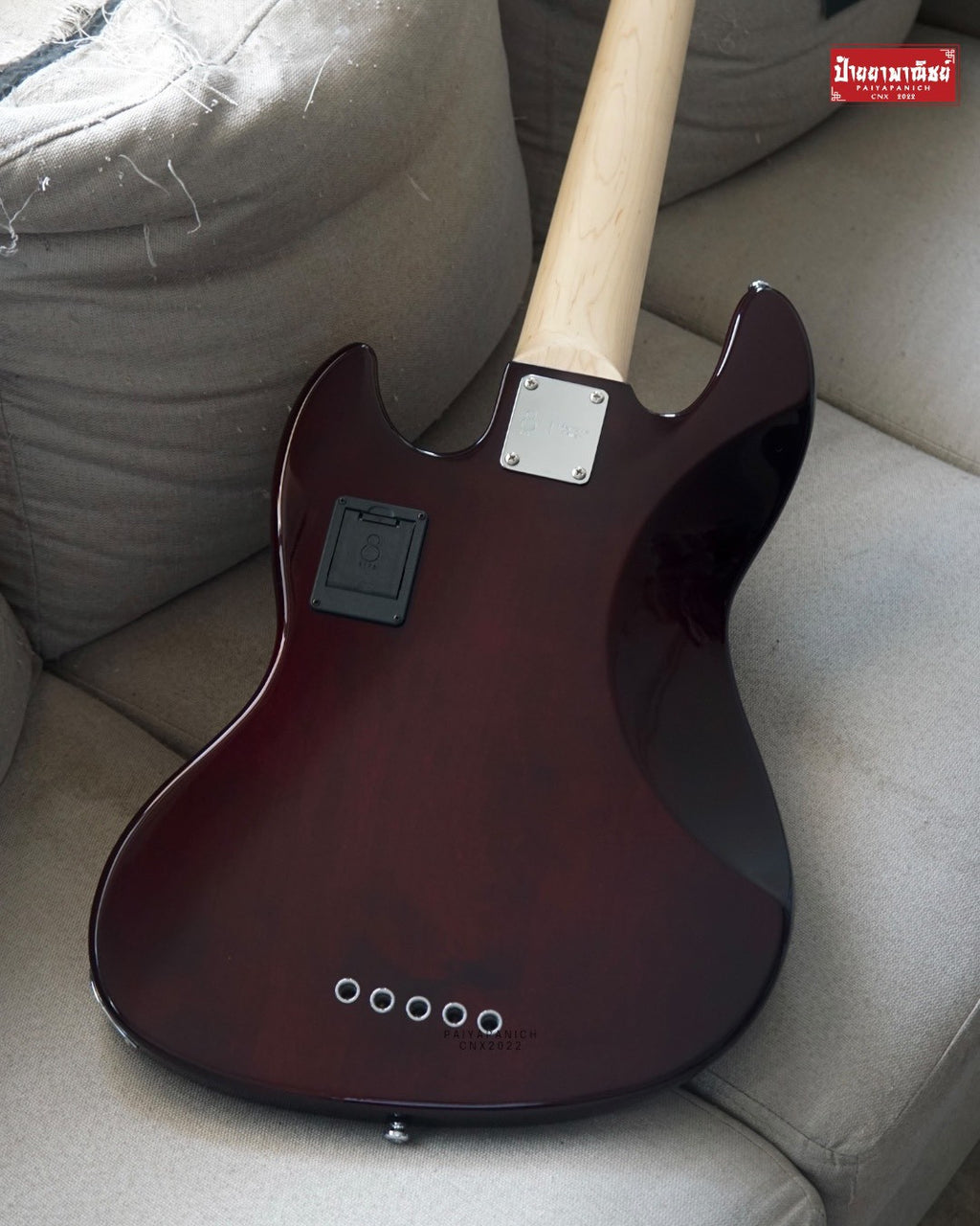 (New) Sire Marcus Miller V7 Alder 5-String Tobacco Sunburst