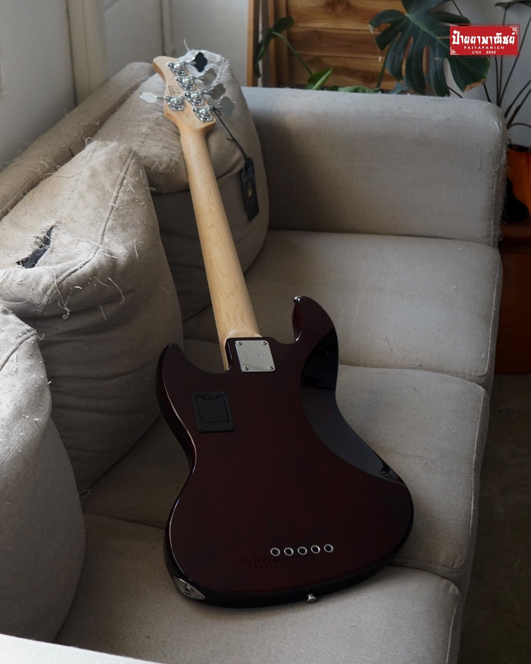 (New) Sire Marcus Miller V7 Alder 5-String Tobacco Sunburst