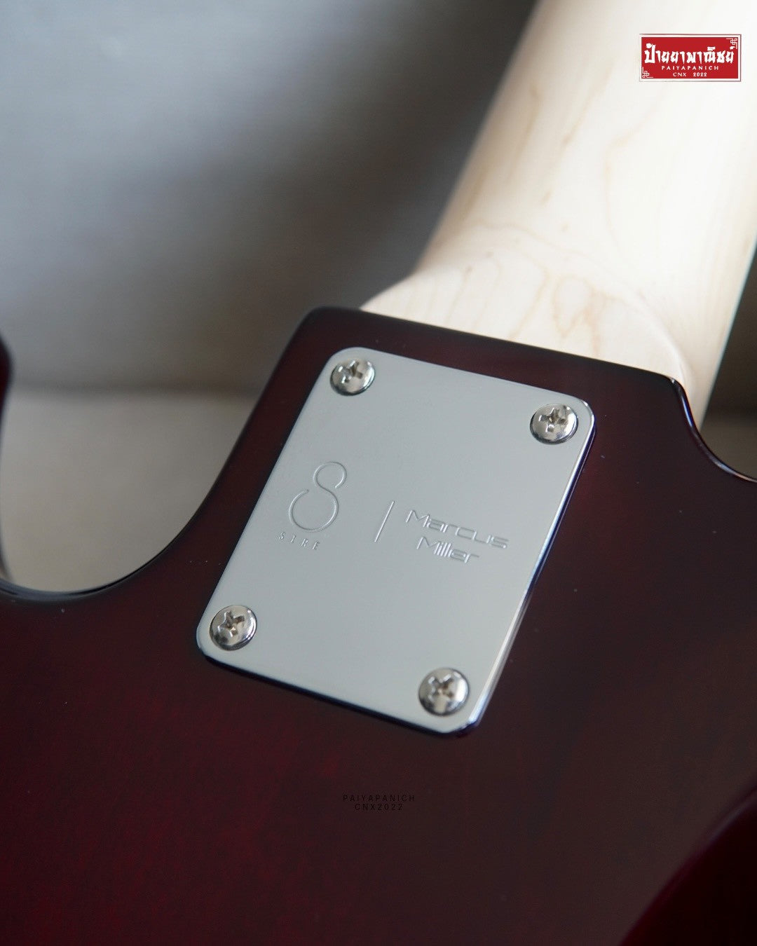 (New) Sire Marcus Miller V7 Alder 5-String Tobacco Sunburst