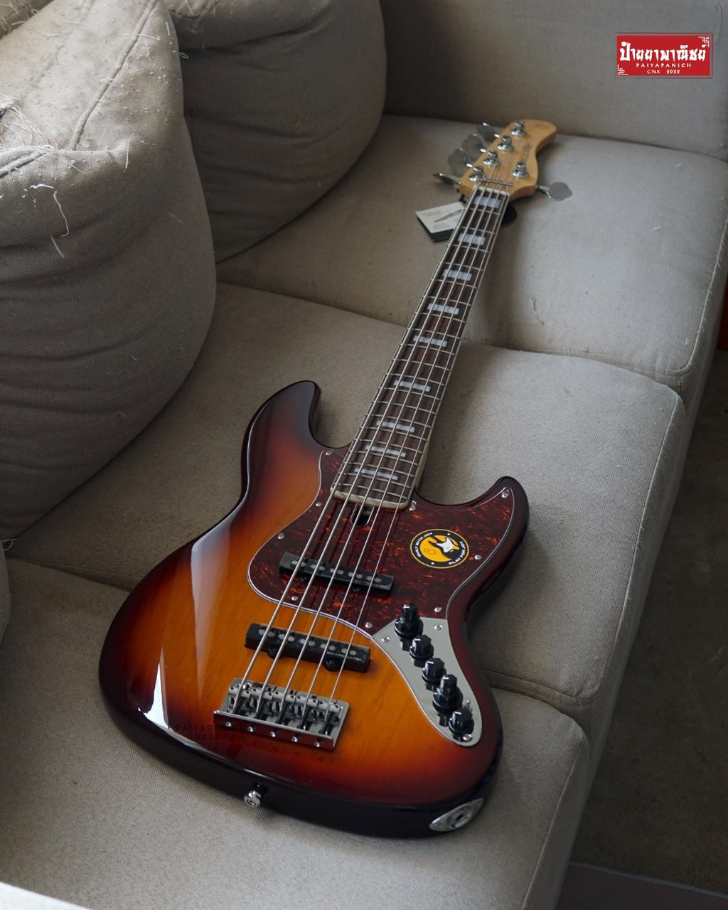 (New) Sire Marcus Miller V7 Alder 5-String Tobacco Sunburst