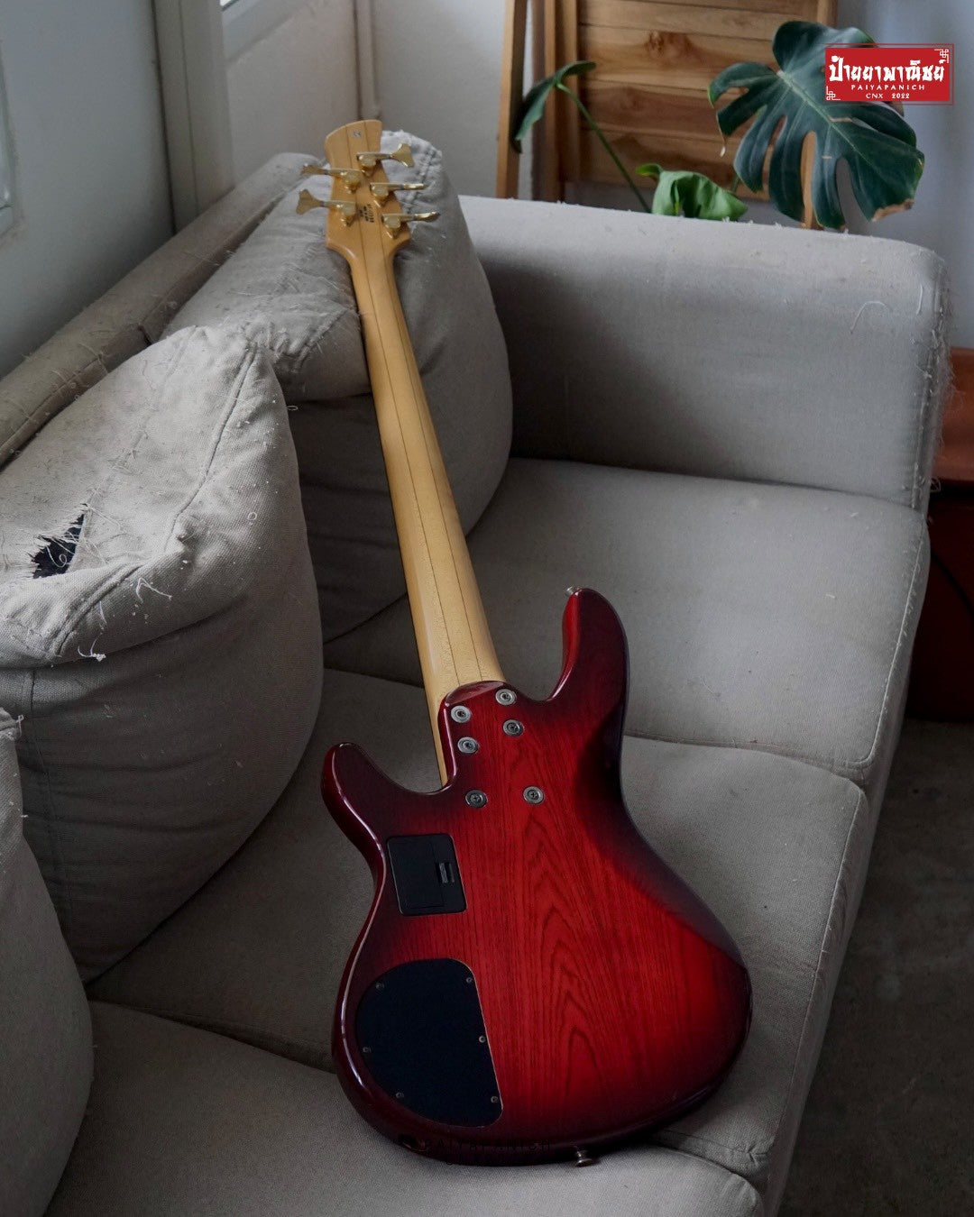 (USED) Yamaha TRB-5II Magenta Burst